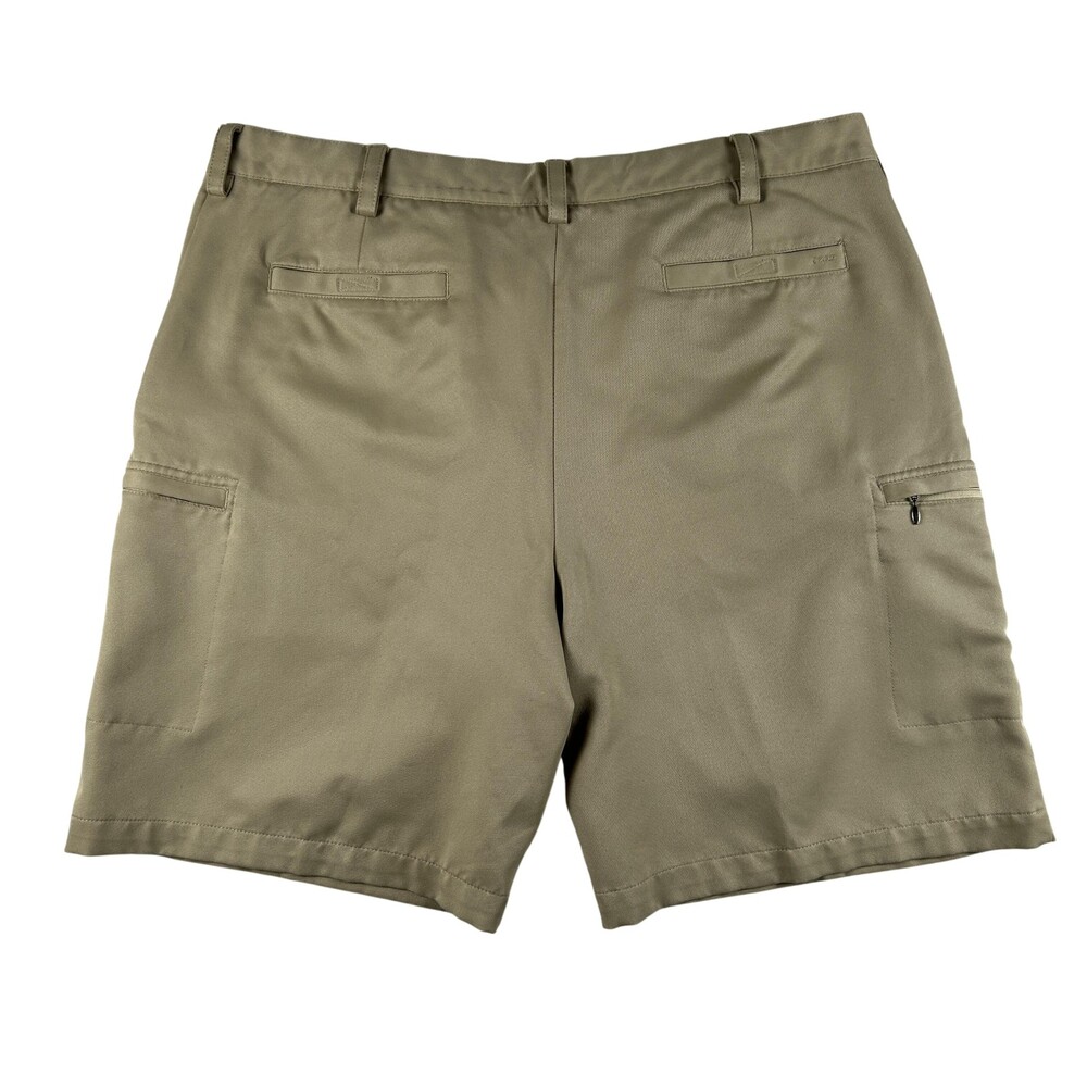 IZOD PerformX Golf Cargo Shorts Mens 40 Beige Polyester Microfiber 10" Inseam